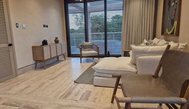 Luxury Villa Private Pool Security Golf Court Up to 14 People