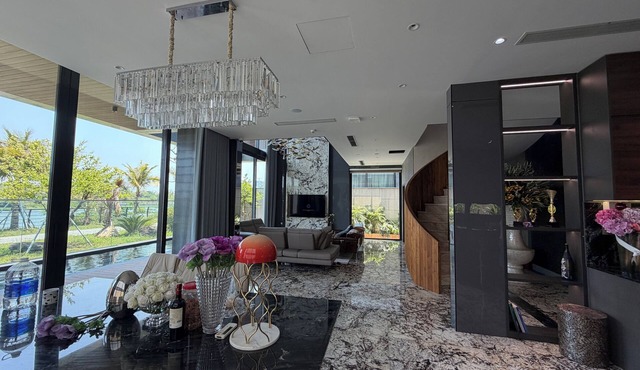 Luxury Villa Near My Khe Beach