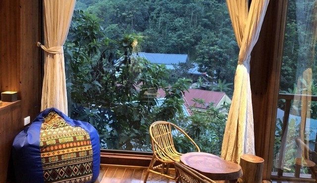 Mơ Village