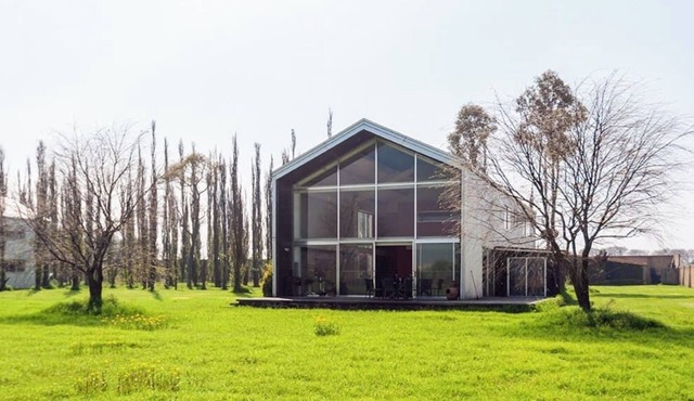 Magnifico Rancho Con Lago Privado y Enorme Jardín!