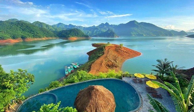 Mai Chau Hideaway Lake Resort