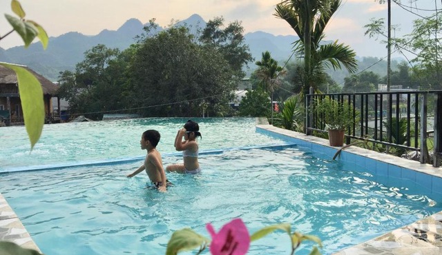 Mai Chau Sunset Boutique Hotel