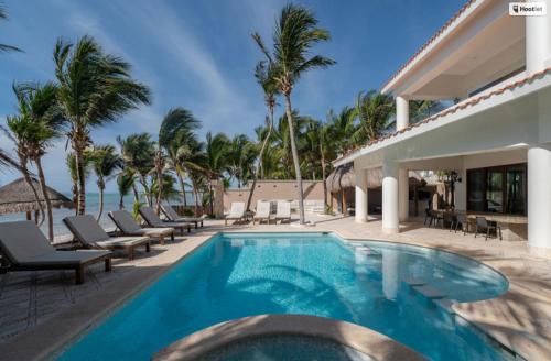 Mansion in Soliman Bay for 34 guests!