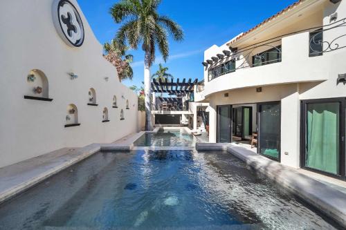Marbella Lane Grand Private Luxury Home Villa