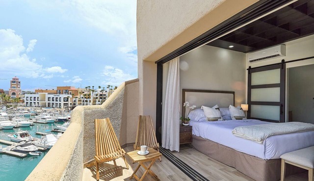 Marina Cabo Plaza Top Floor Penthouse Suite #302