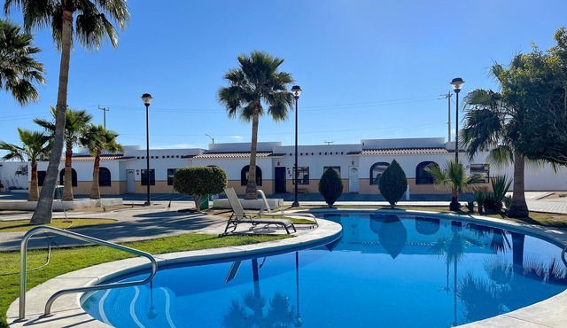 Mexican Ambience Townhome with Pool 28