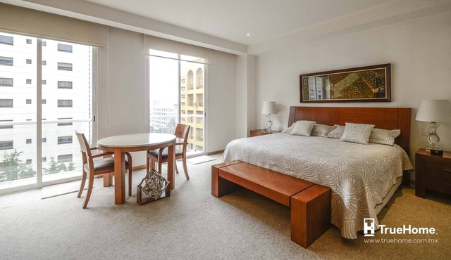 Mexican Style 3 Bedroom Luxury Apartment in Santa Fe / Bosques de Las Lomas