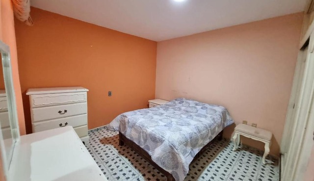Mi casa cerca a la línea divisoria