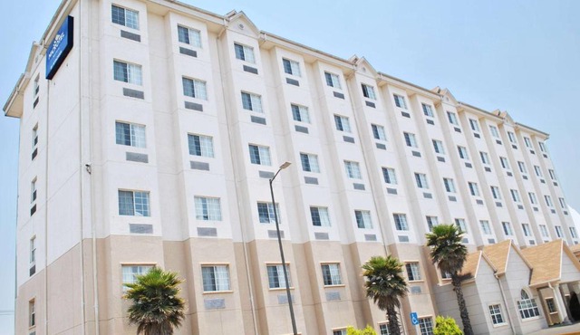 Microtel Inn and Suites by Wyndham Toluca