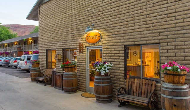 Moab Rustic Inn