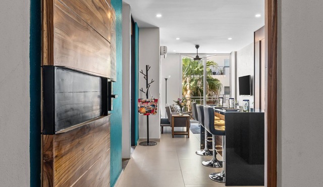 Modern 1BR w/Balcony Versalles Vallarta