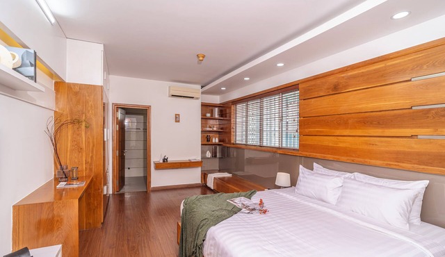 Modern 3BR4BED/3BA in the Heart of City