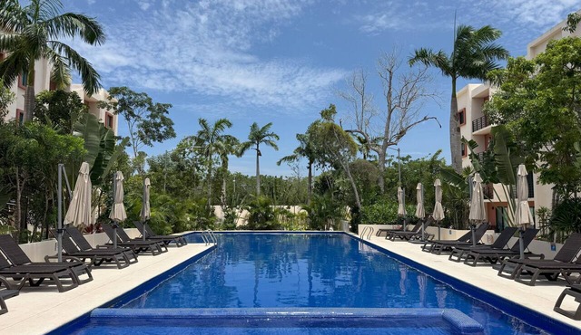 Modern apart in Cancun, well located, amenities. 2 bedrooms and 2 full bathrooms