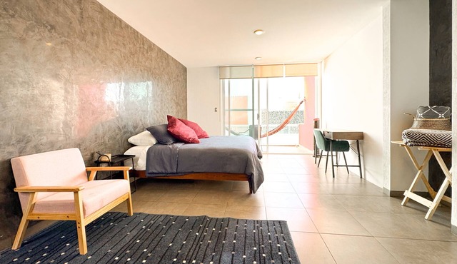 Modern House w/Private Pool near Cholula Pyramid