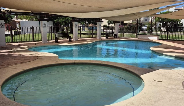 Modern House w/Wifi/alberca, Airport & Consulate in Hermosillo