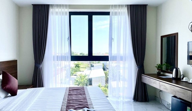 Modern suite with ensuite bathroom/TOP LOCATION