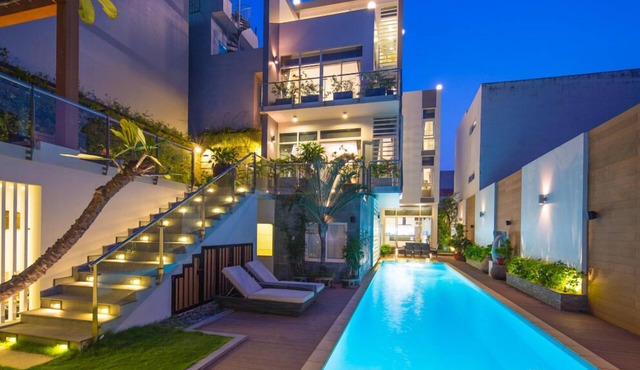 Modern Villa with Private Pool