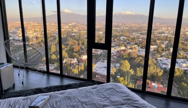 Moderno con INCREIBLES vistas a los volcanes.