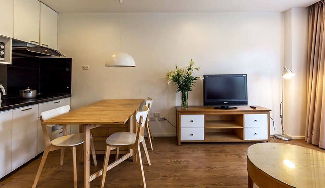 Modest and Private Apartment (2BR) 10046