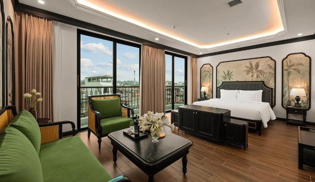 MT Collection Legacy Hotel Ninh Binh - Near Hoa Lu Ancient Town with Rooftop Pool