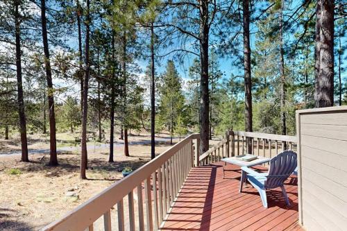 Multi-level home with private hot tub decks and SHARC passes provided