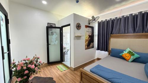 Nắng Hotel