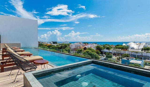 ☀️NEW, MODERN 1-BD CONDO, WALK TO 5TH AVE & BEACH ☀️