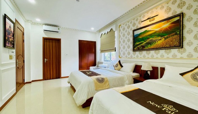 NEW PALACE HOTEL