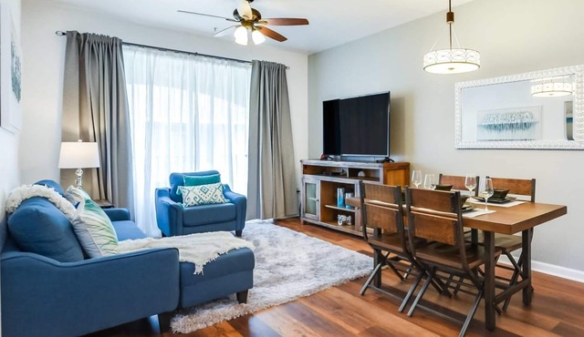 Newly Renovated, Beautiful 2bd/2ba Condo #2vc500