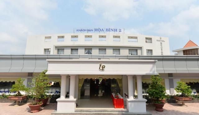Nhà Hàng Khách Sạn Hòa Bình 2