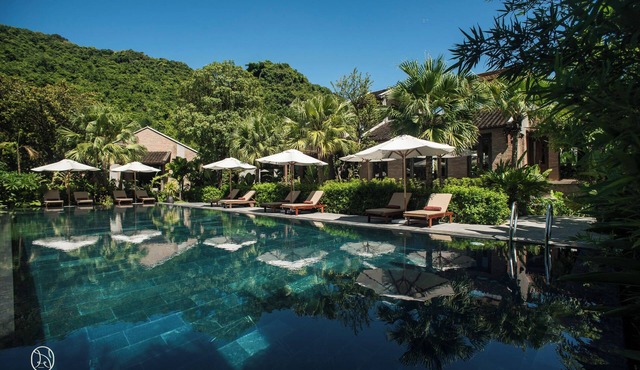 Nham Village Resort