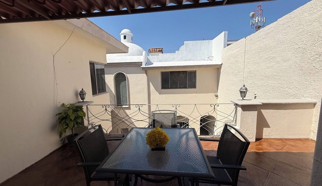 Nice apartment with 2 bedrooms high internet speed, downtown Chapala