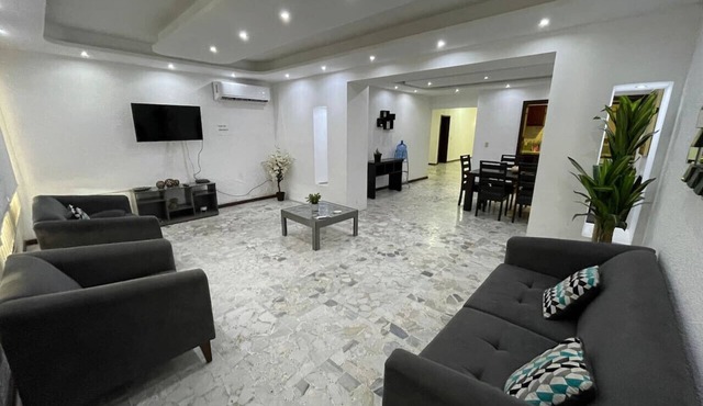 nice/large and central apartment by Gpsrentas