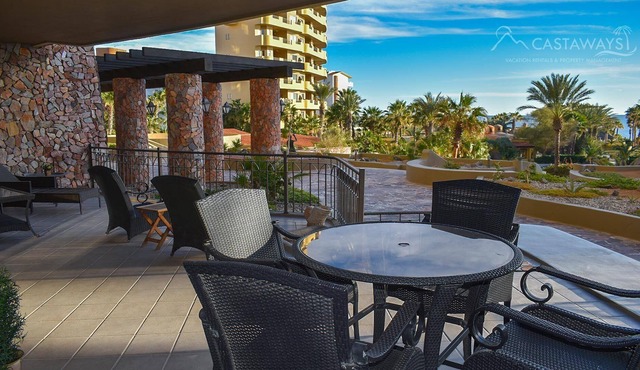 Nice View Ground Floor Luxury Condo - Bella Sirena C104 2 BR 2 BA Next to the Pool, Wi-Fi