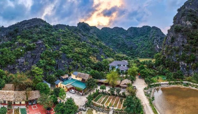 Ninh Hoa Retreat