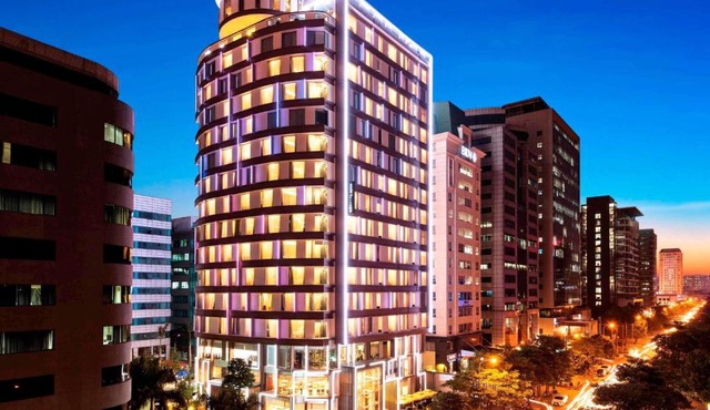 Novotel Suites Hanoi