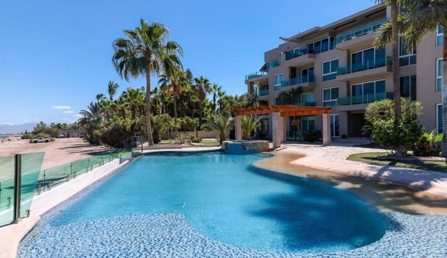 Ocean Front Suite