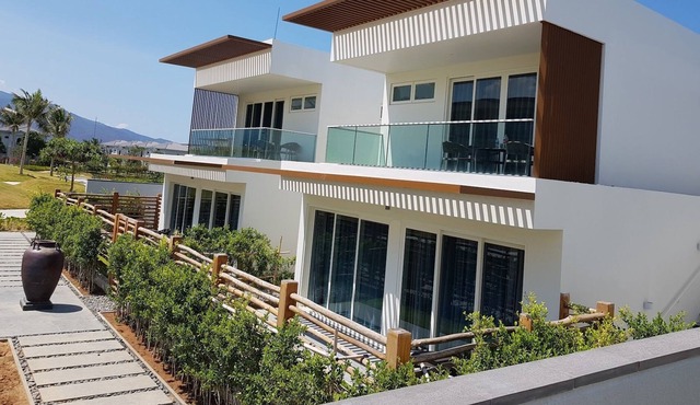 Ocean View Two-bedroom Villa on Second Floor