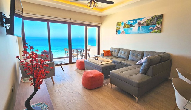 OceanDreams 3 BR 2 BA - New Condo - Fantastic Views - Full kitchen