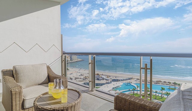 One 902 Hotel Room – Step Into Luxury: Brand New Beachfront Living by the Sea of Cortez