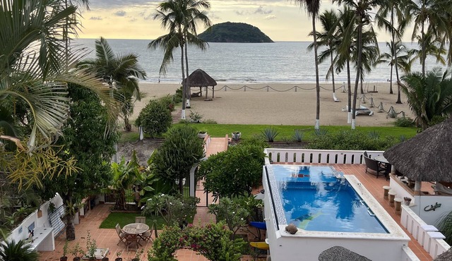 One Bedroom Oceanfront Villa