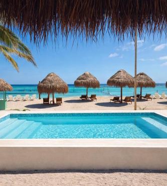 Oneiro Suites with Sea View