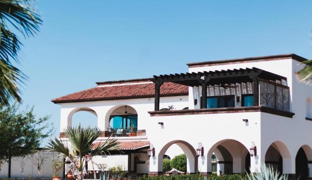 Orchid House Baja