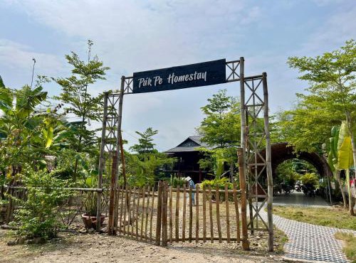 Pák Pe Homestay