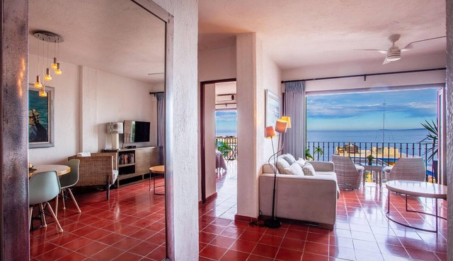 Paradise Awaits at Casa Amor Del Mar - 2 BR Amapas Retreat