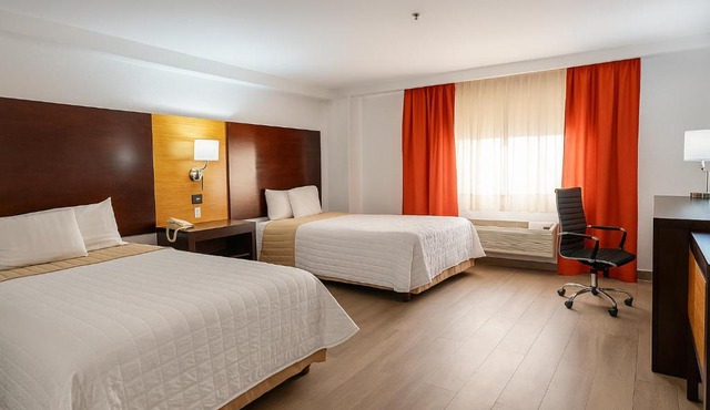 Paris FC Hotel