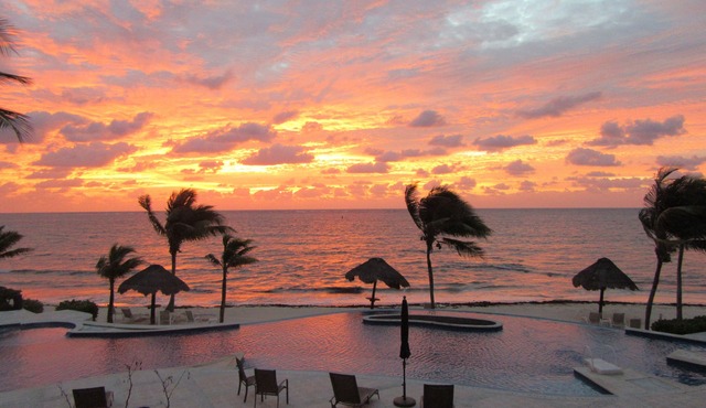 Peaceful Oceanfront Paradise - 100 Feet from Caribbean!