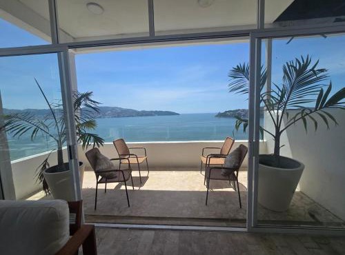 Penthouse The Best View of Acapulco