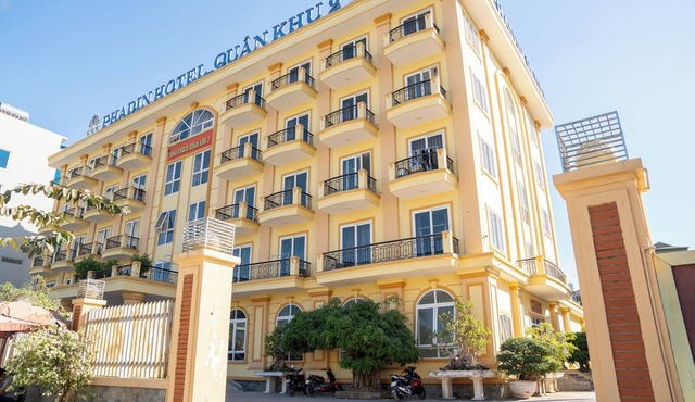 Pha Din Hotel