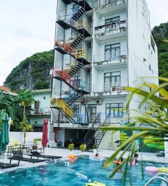 Phong Nha Jasmine Hostel & Roof Top Bar